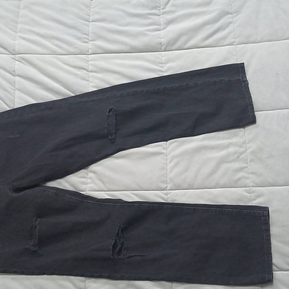 Aeropostale 90's Baggy Distressed Black  Jeans Size 10 Reg 1oo% Cotton - Picture 2 of 7